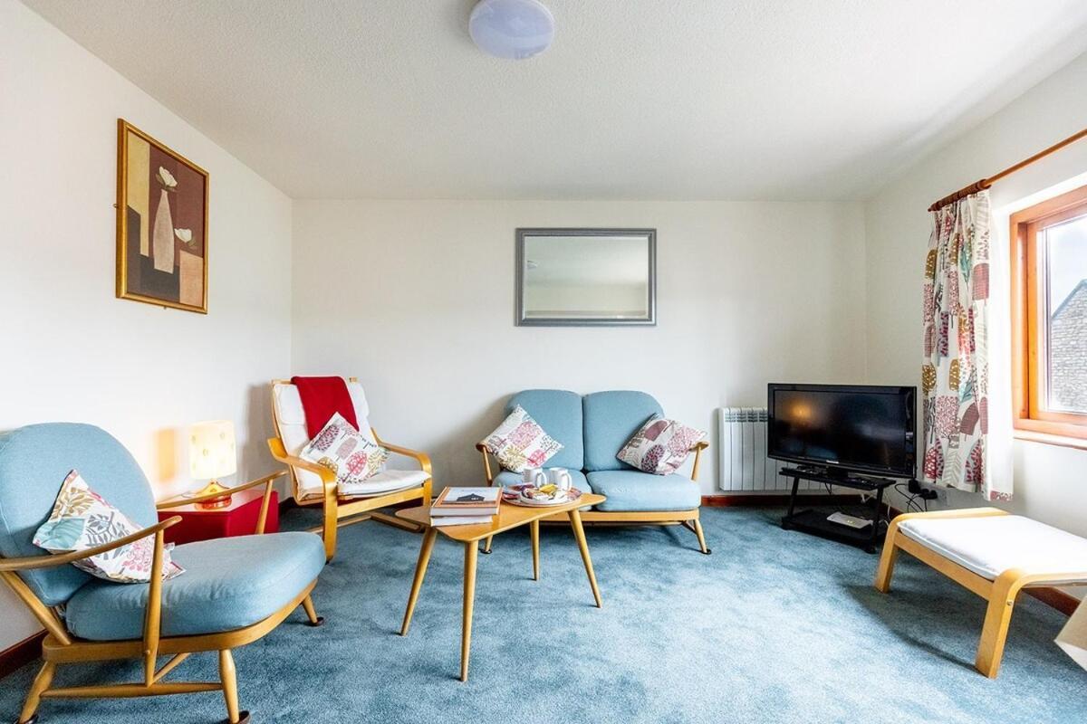 Katherines Court - Spacious Apartment With Rolling Hill Views Kendal Buitenkant foto